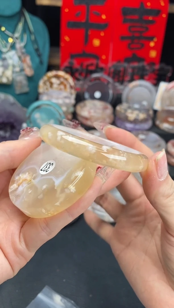 【闪购商品】石英质玉手镯（圆镯）未镶嵌54.9