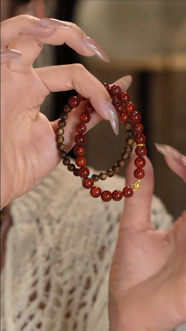 18K金镶嵌手串南红玛瑙手串（芊悠）