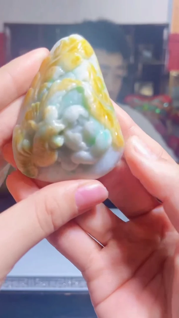【闪购商品】翡翠吊坠(不含链)未镶嵌S30