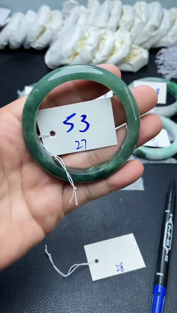 未镶嵌手镯翡翠27
