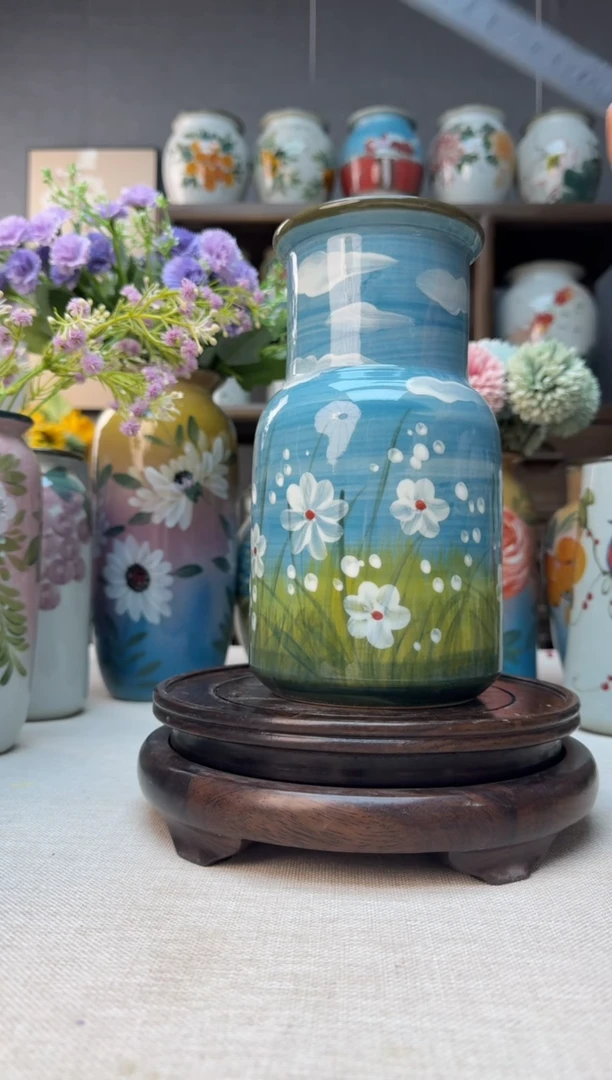 【闪购商品】瓶景德镇手绘陶瓷花瓶底部无孔高20口9左右