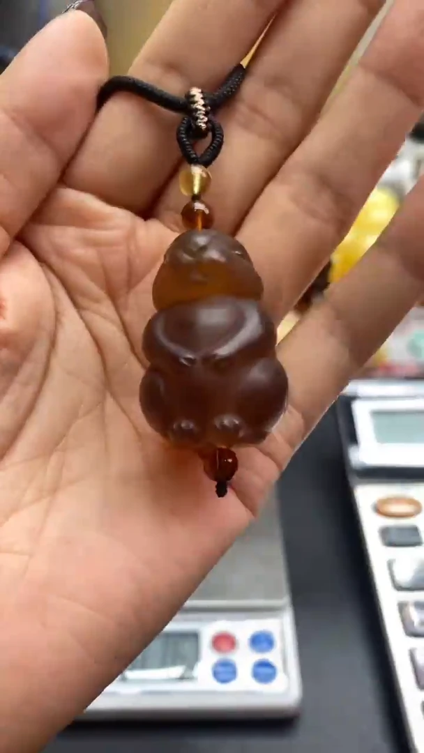 琥珀未镶嵌珠宝奇石2920