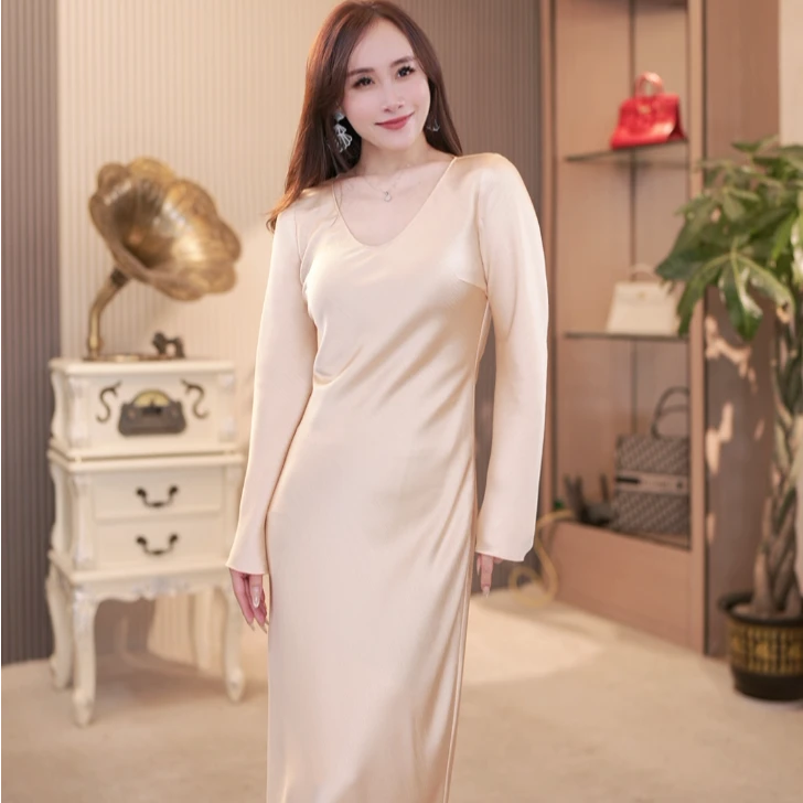 【晓时尚fashion】25早春款醋酸缎面简约连衣裙显瘦中长款长袖