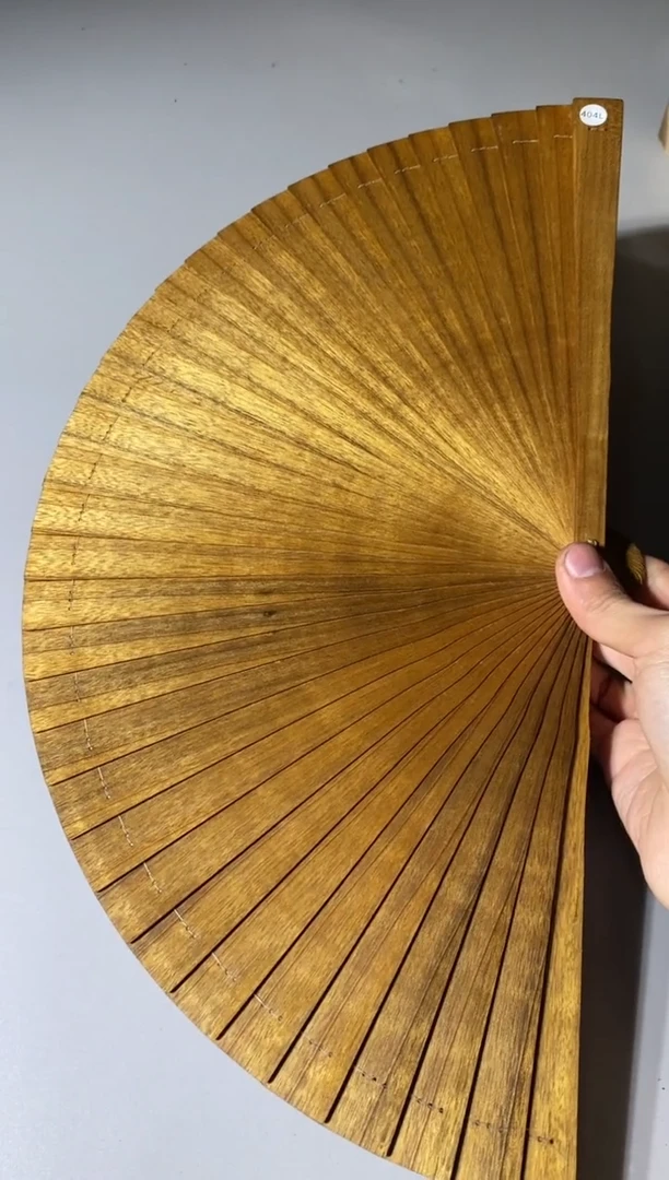 【闪购商品】金丝楠404号24cm精品金丝楠扇子
