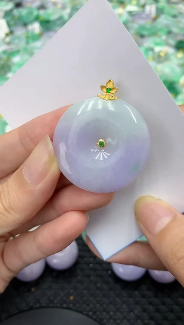 翡翠18K金镶嵌颈饰天然缅甸翡翠A货