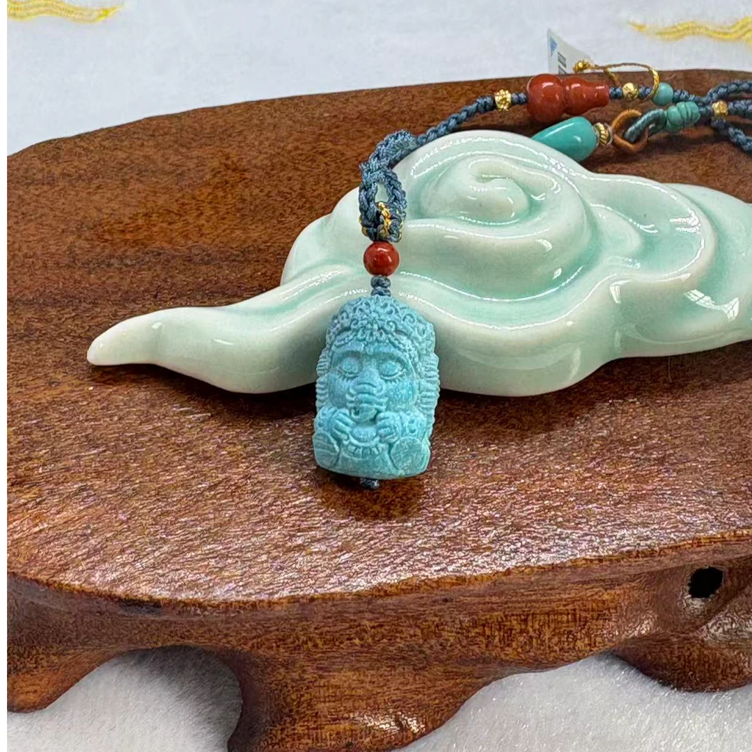 巧石居十堰天然原矿绿松石雾霾蓝象神吊坠068