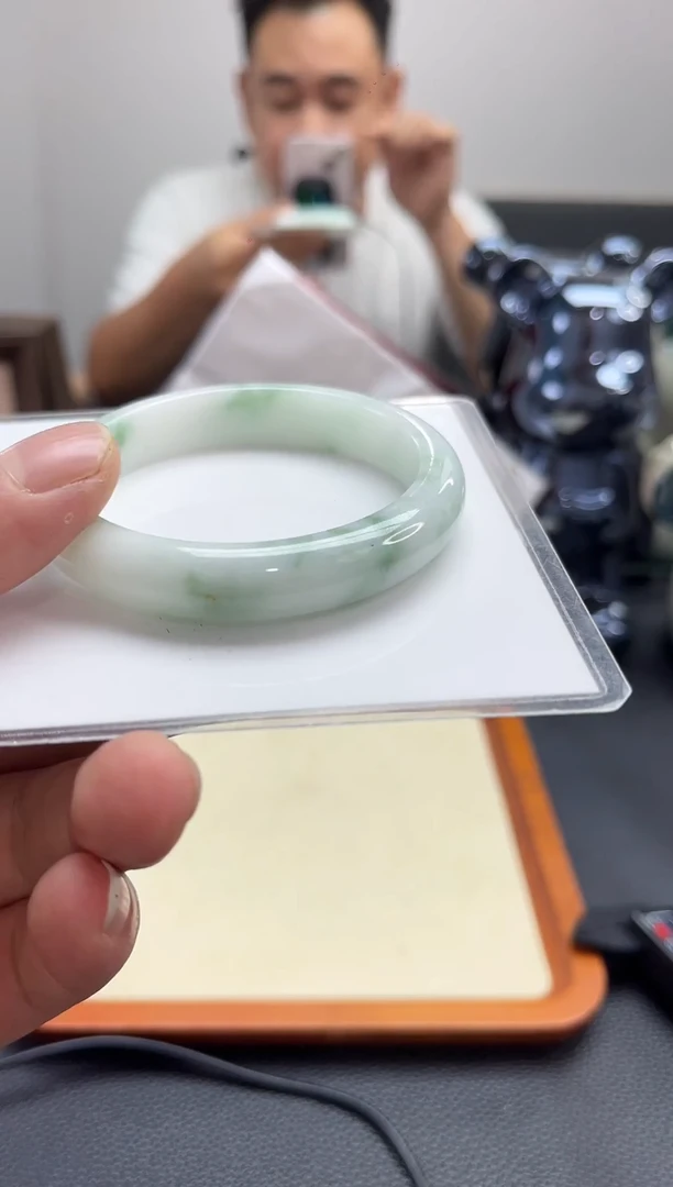 未镶嵌手镯翡翠翡翠1   正圈57
