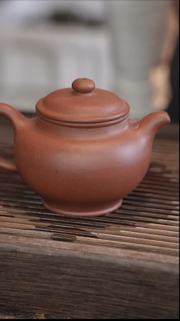 茶壶紫砂掇只 半手工 350cc
