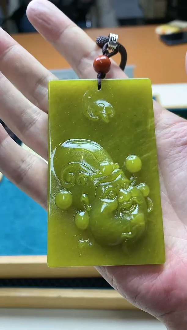 【闪购商品】蛇纹石玉其它未镶嵌多样性发货一个