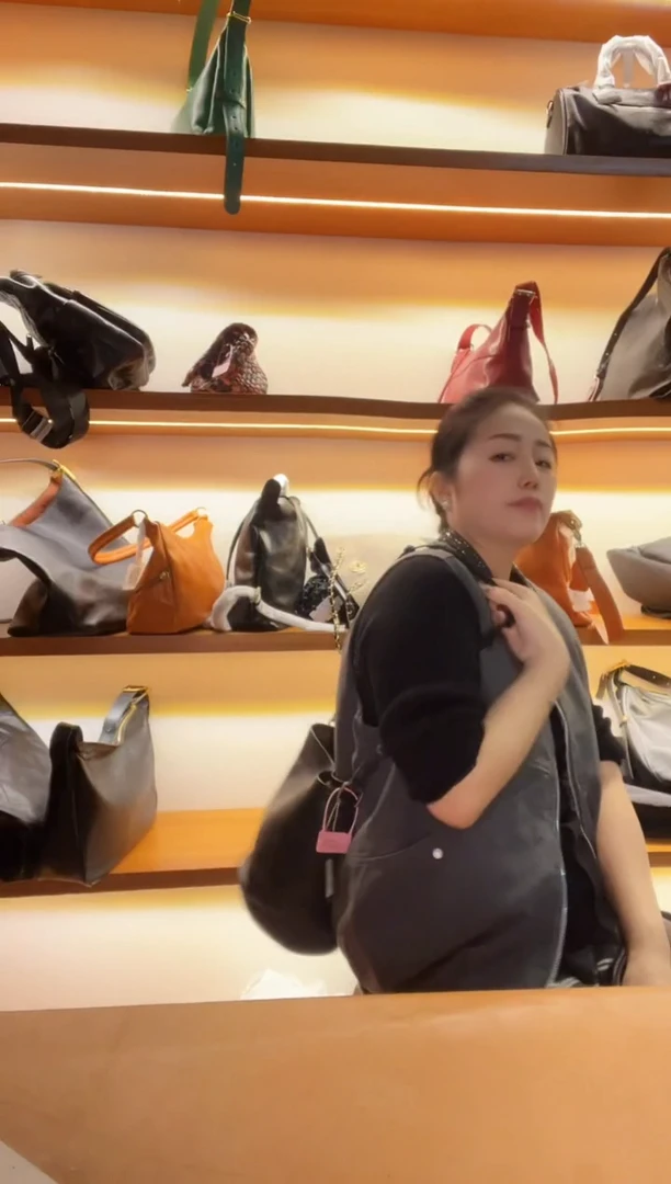 牛皮（革）高端订制时尚百搭女士手提斜跨包