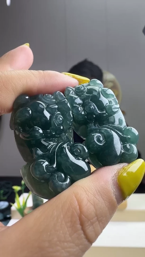 颈饰未镶嵌翡翠天然A货翡翠  多样性随机发其一