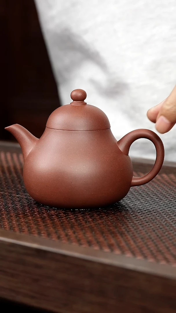 茶壶紫砂底槽清梨形【带矿标证书】