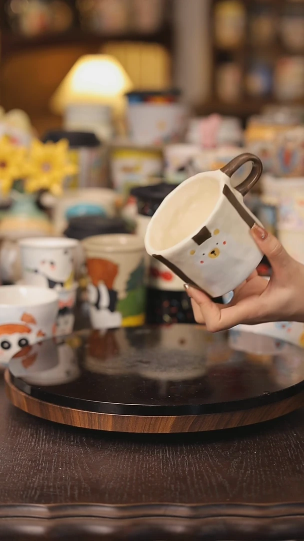 摆件景德镇釉下彩绘设计师款式陶瓷