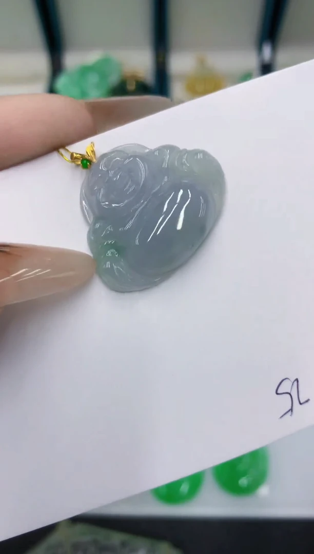 颈饰18K金镶嵌翡翠111111