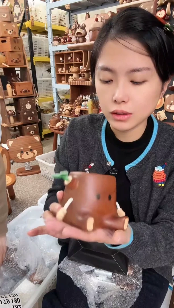 木原木微瑕树桩笔筒