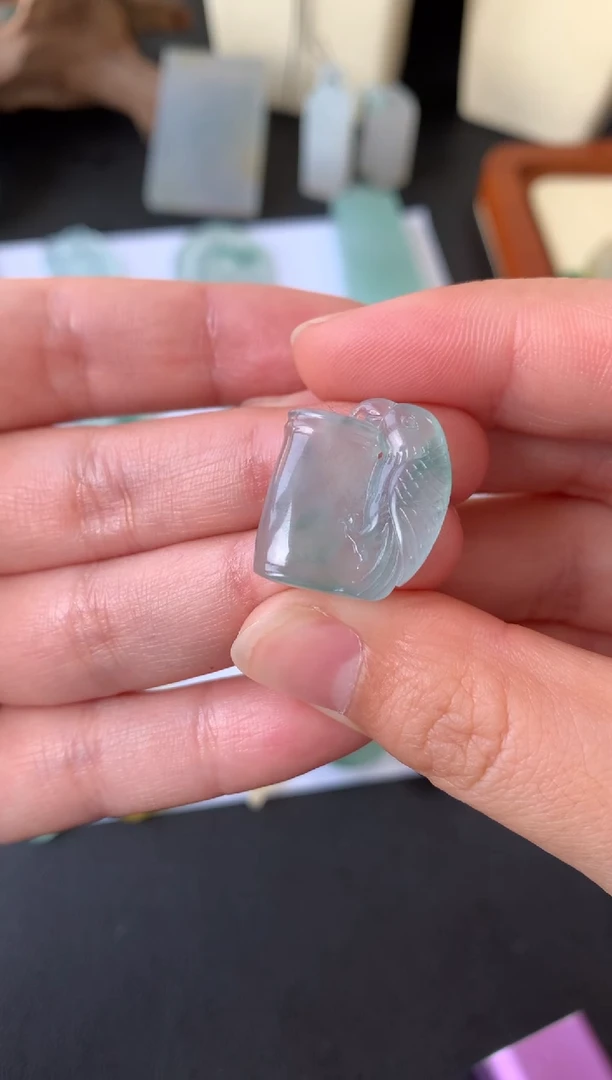 【闪购商品】定制翡翠未镶嵌翡翠