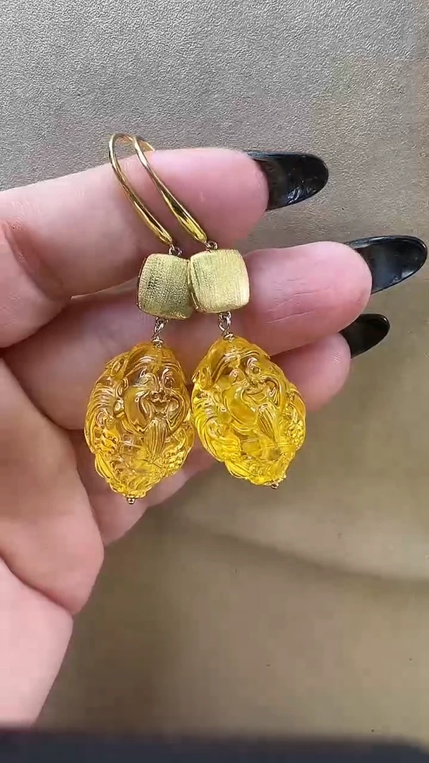 琥珀颈饰未镶嵌耳环