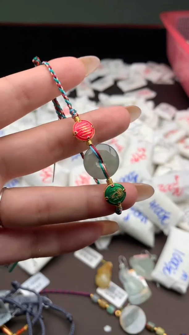 【闪购商品】翡翠手绳未镶嵌一