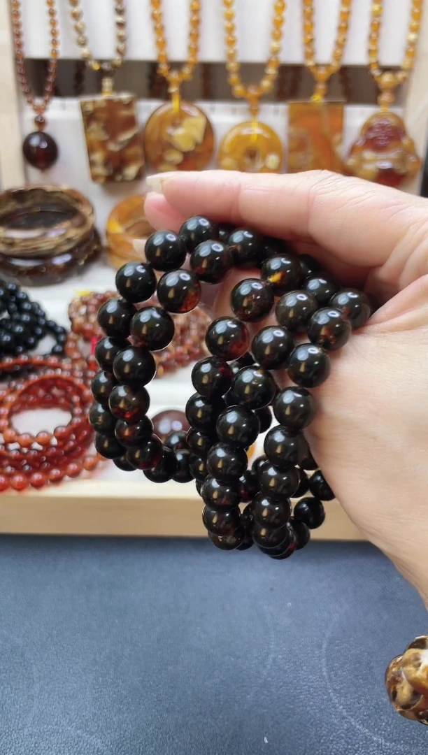 无非金属血药珀卡9-10的单圈多样性发