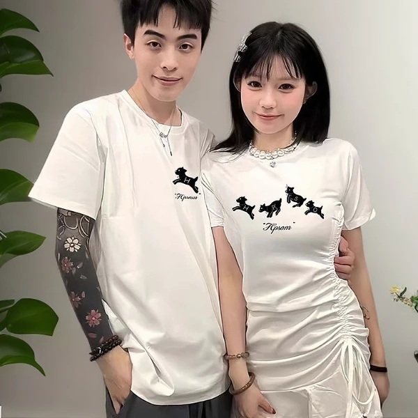 情侣装一衣一裙2025新款夏季网红法式高级感情侣短袖t恤套装男女