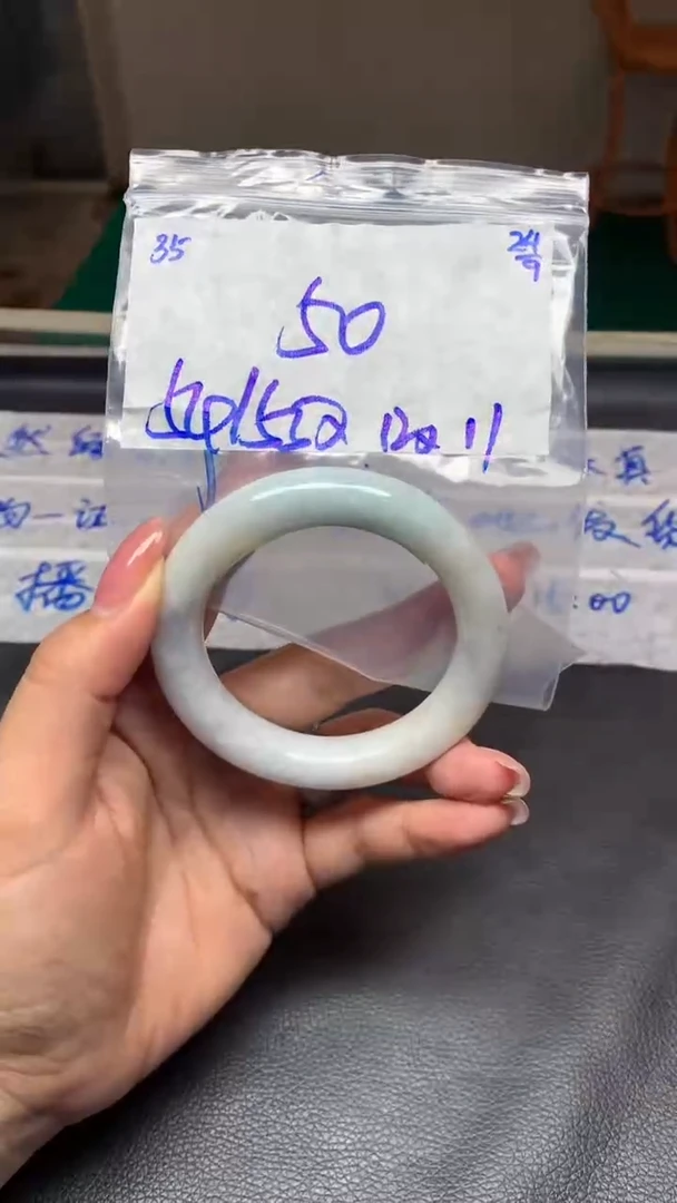 未镶嵌定制翡翠35毛货需精细抛光手镯拍一发一