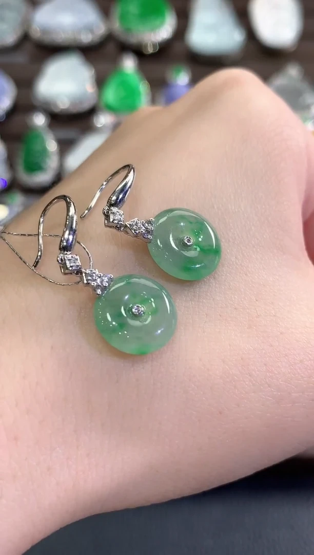 18K金镶嵌翡翠耳饰秋日珠宝R3