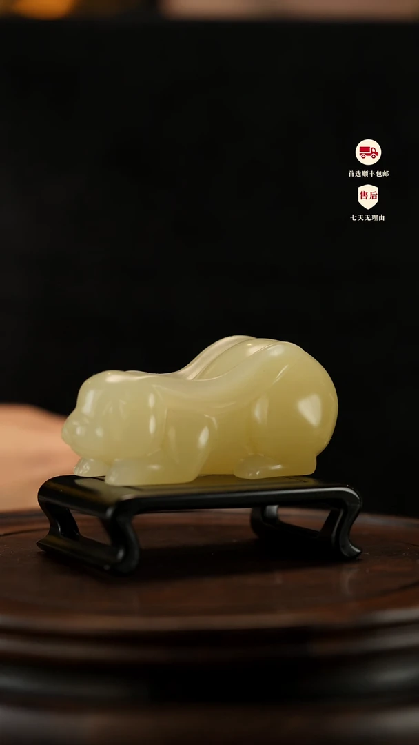 云南石竹叶青雕刻：小懒兔摆件镇尺茶宠