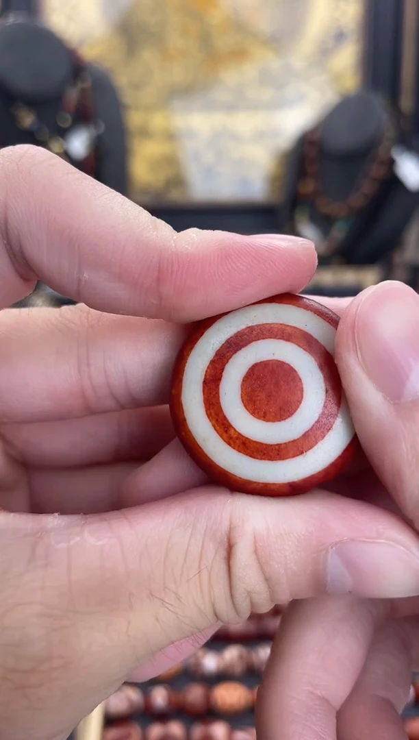 玛瑙/玉髓（覆膜）颈饰未镶嵌精品羊板眼单珠