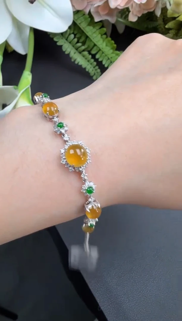 18K金镶嵌手链翡翠手链