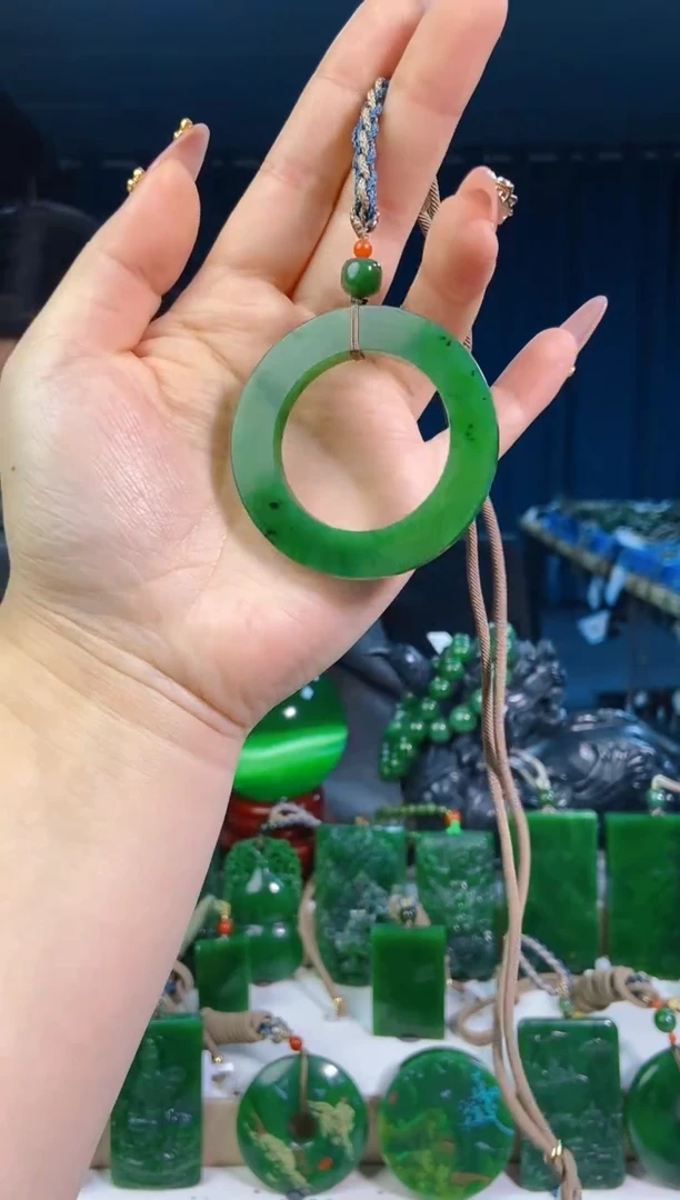 【闪购商品】和田玉挂件未镶嵌1