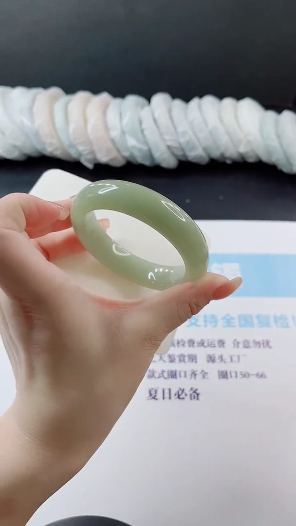 未镶嵌手镯石英质玉多样性发货V236