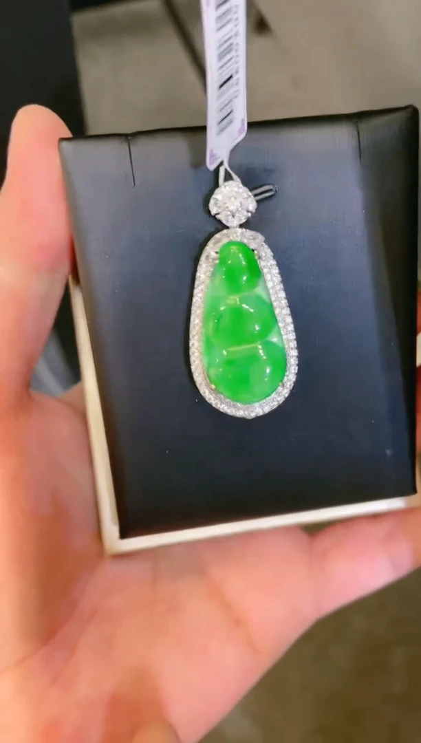 翡翠未镶嵌颈饰A13天然A货翡翠吊坠（不含链）
