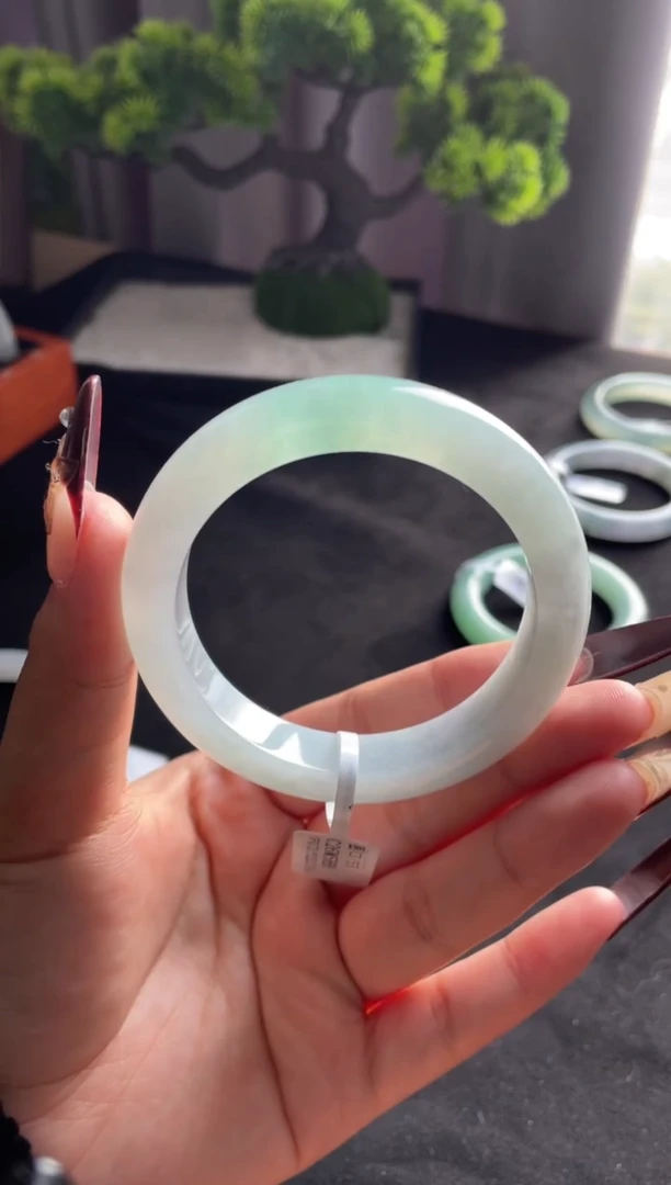 未镶嵌手镯翡翠三天鉴赏期