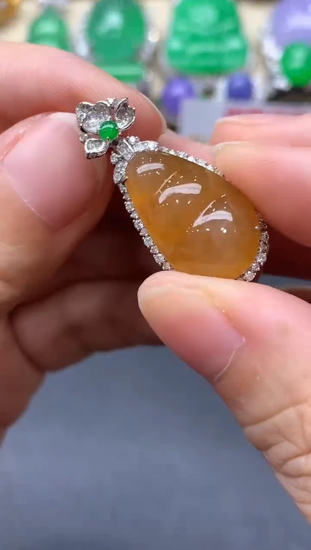 颈饰18K金镶嵌翡翠574-中国好珍宝