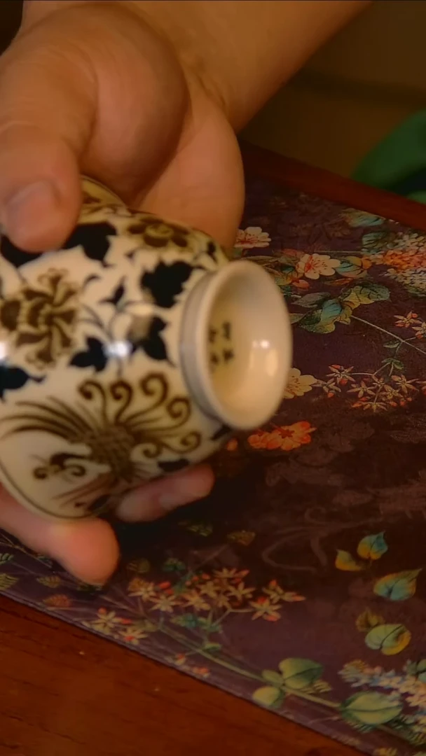 杯手工手绘杯杯很美丽