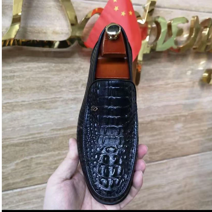 新款高品质全皮面休闲百搭男鞋