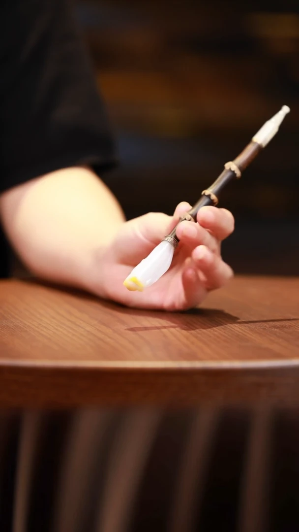 翡翠摆件未镶嵌烟杆