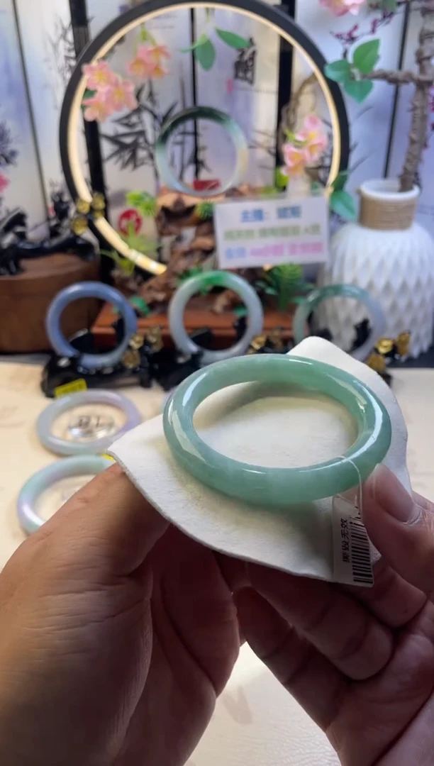 未镶嵌手镯翡翠正圈53