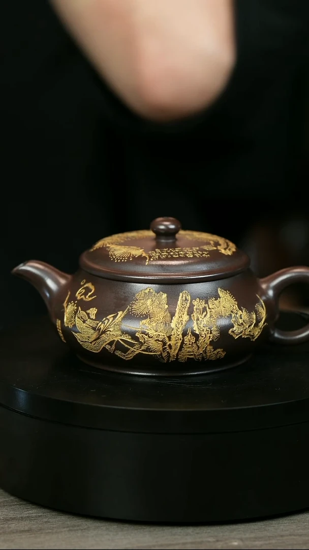 茶壶紫砂胜****售H1974李琴描金刻绘明炉