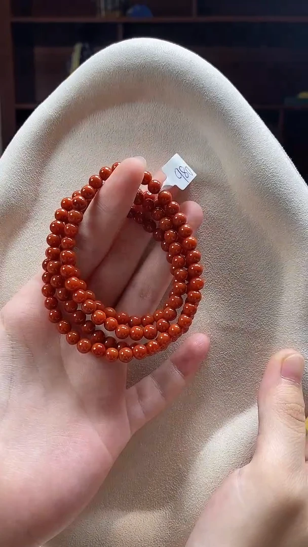 颈饰未镶嵌南红玛瑙项链