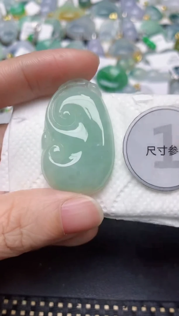 颈饰未镶嵌翡翠天然缅甸A货翡翠