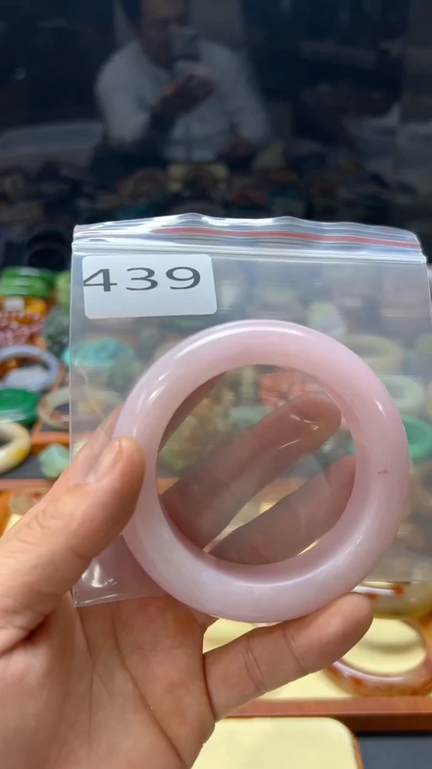 【闪购商品】石英质玉手镯未镶嵌439