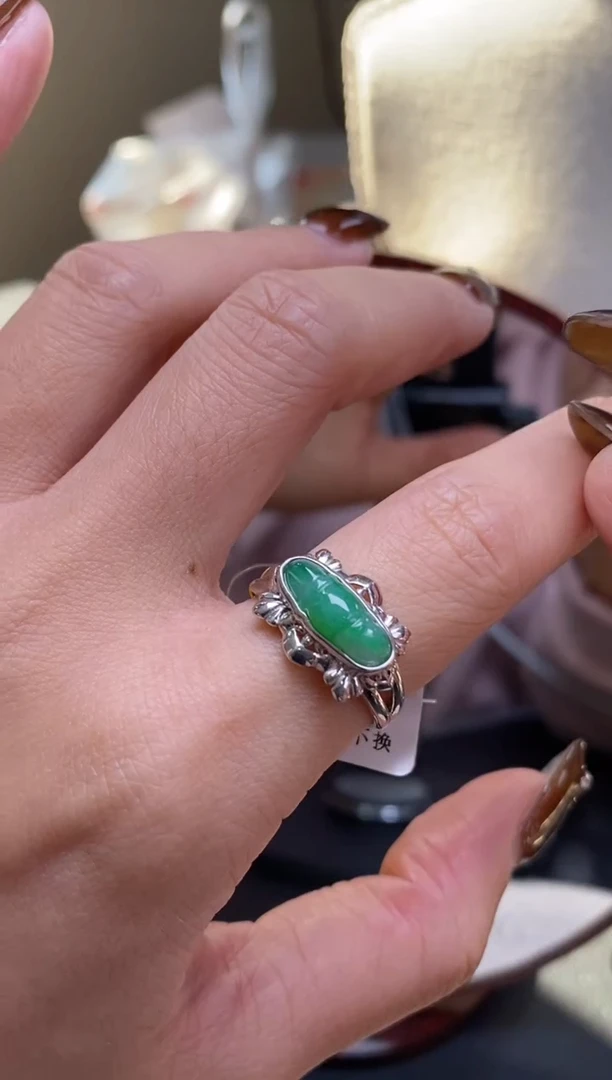 颈饰银S925镶嵌翡翠18792