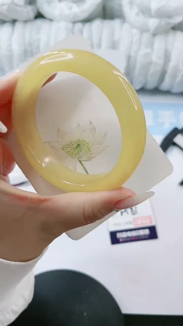 【闪购商品】石英质玉手镯未镶嵌多样性发货V581