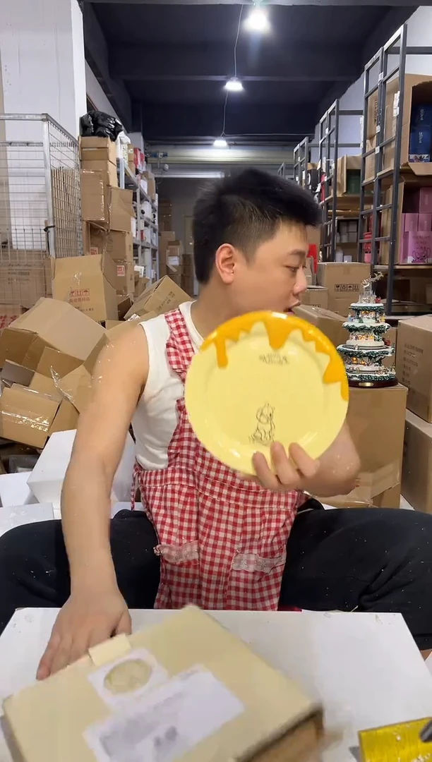 瓷片陶瓷原盒维尼餐盘