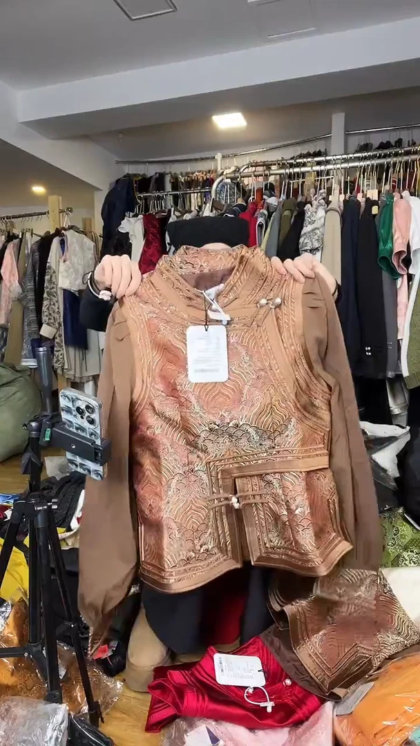 纱袖马甲       L码        105-115斤（下播福利）