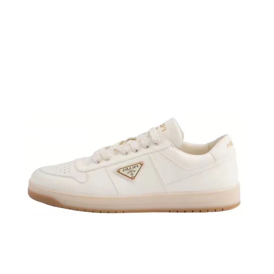 未使用 Prada/普拉达 经典倒三角金标LOGO小白鞋休闲鞋