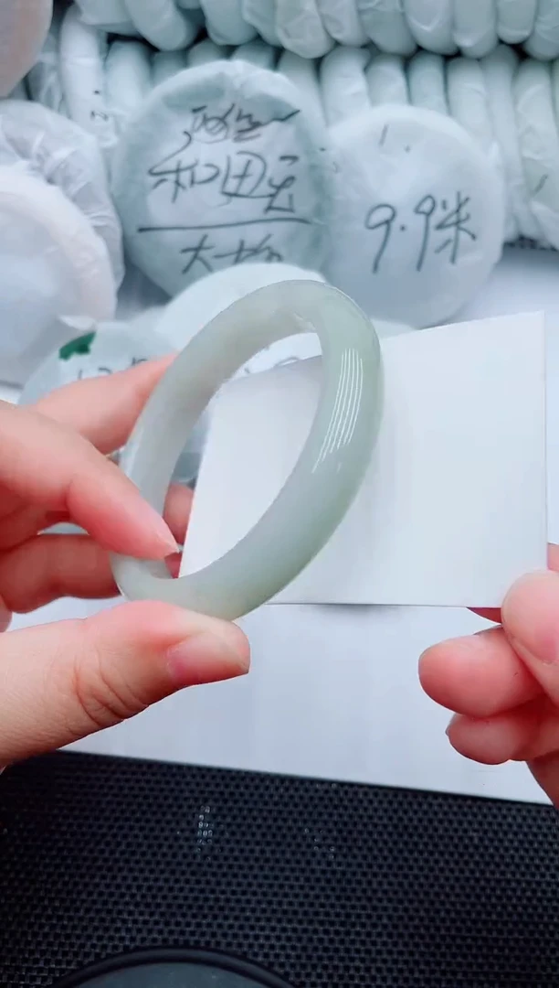 石英质玉手镯未镶嵌D120-58-59