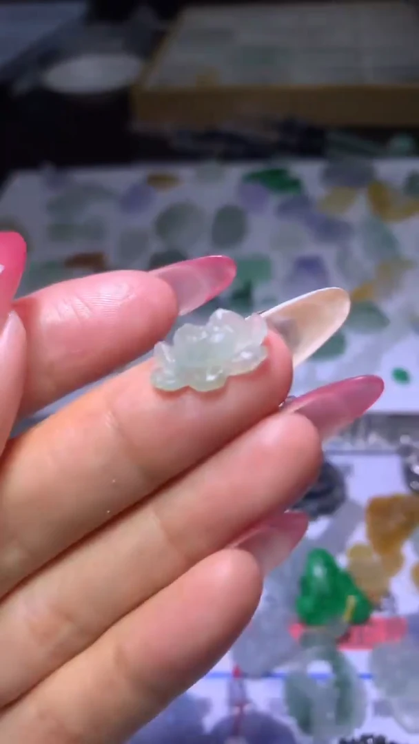 定制翡翠未镶嵌爱****屋MXX029368