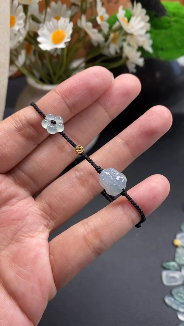 颈饰未镶嵌翡翠金蟾小花手绳